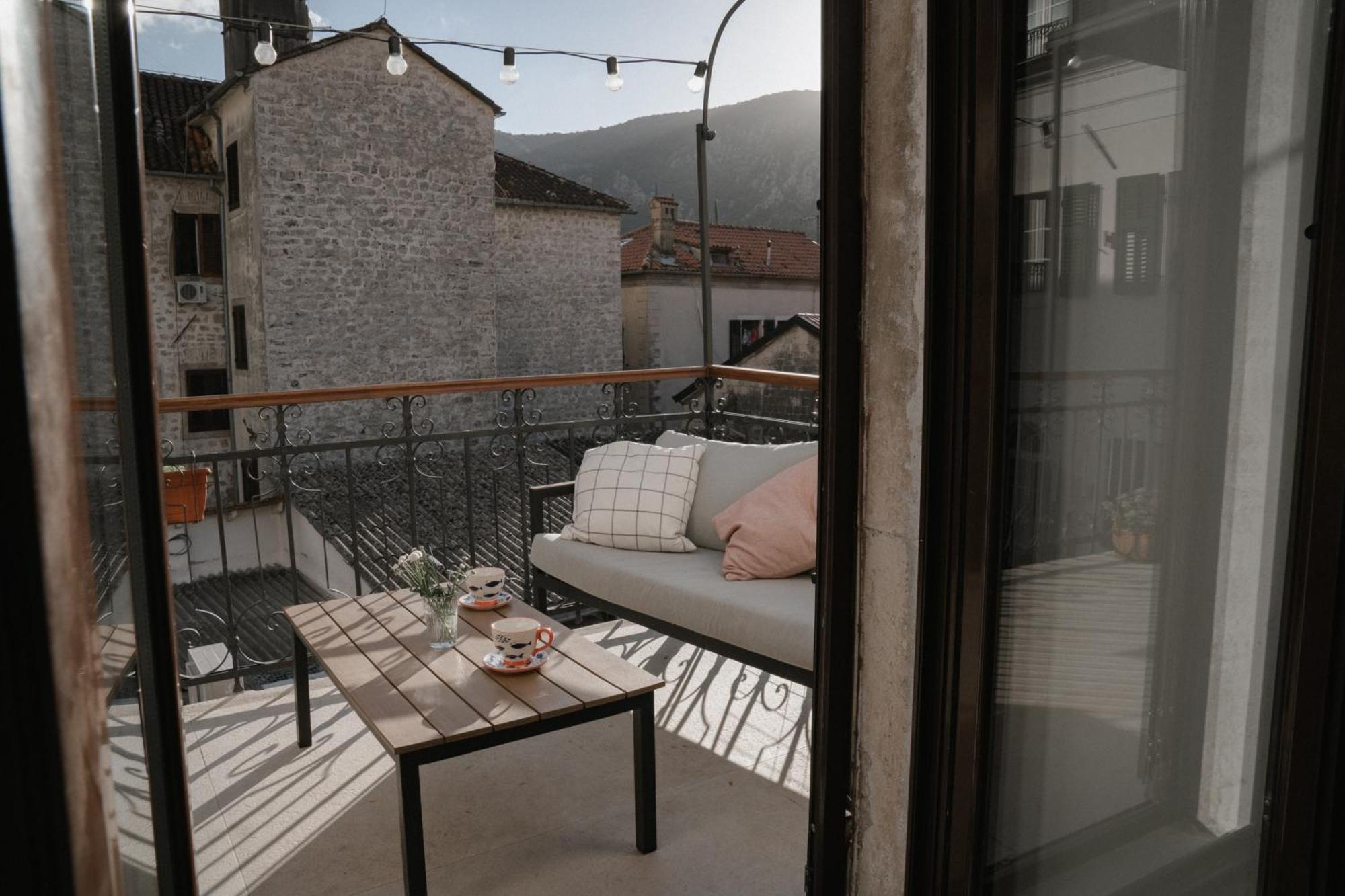 Nest 382 Apartment Котор Екстериор снимка